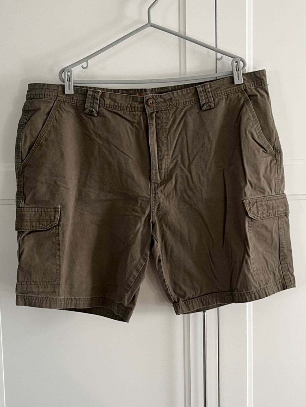 Men's Cargo Shorts - Olive Green  size 42